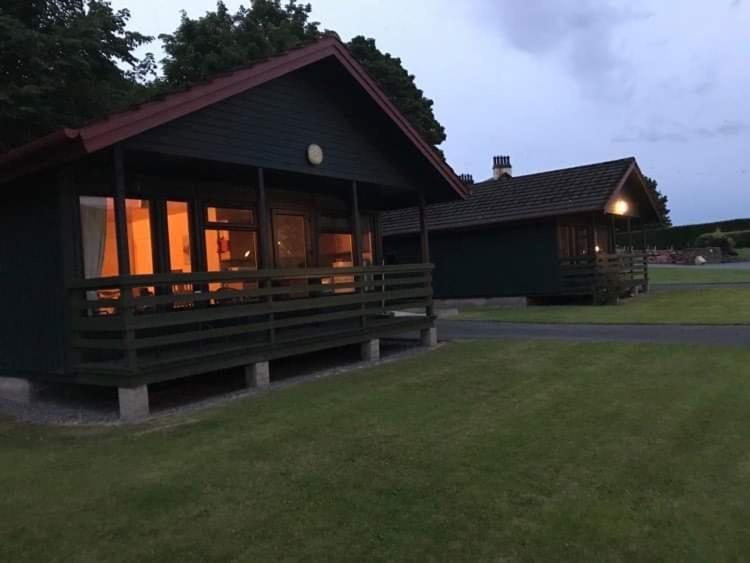 Logierait Pine Lodges Pitlochry Exterior foto